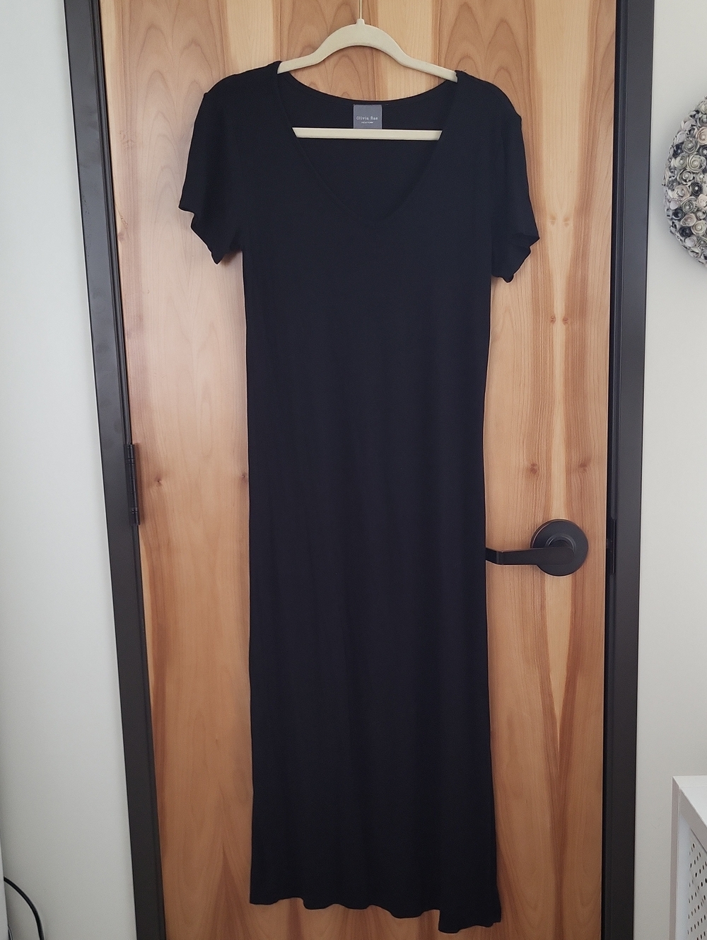 Olivia Rae Black V-Neck Short Sleeve Maxi Dress